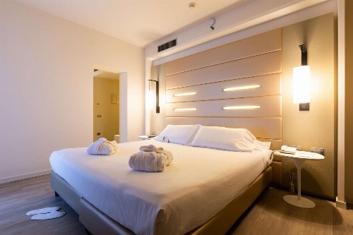 Best Western Plus Tower Hotel Bologna image 3